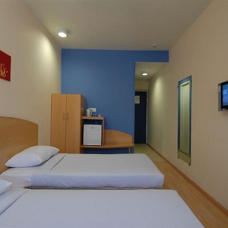 Hotel Manesar Gurgáon Kültér fotó