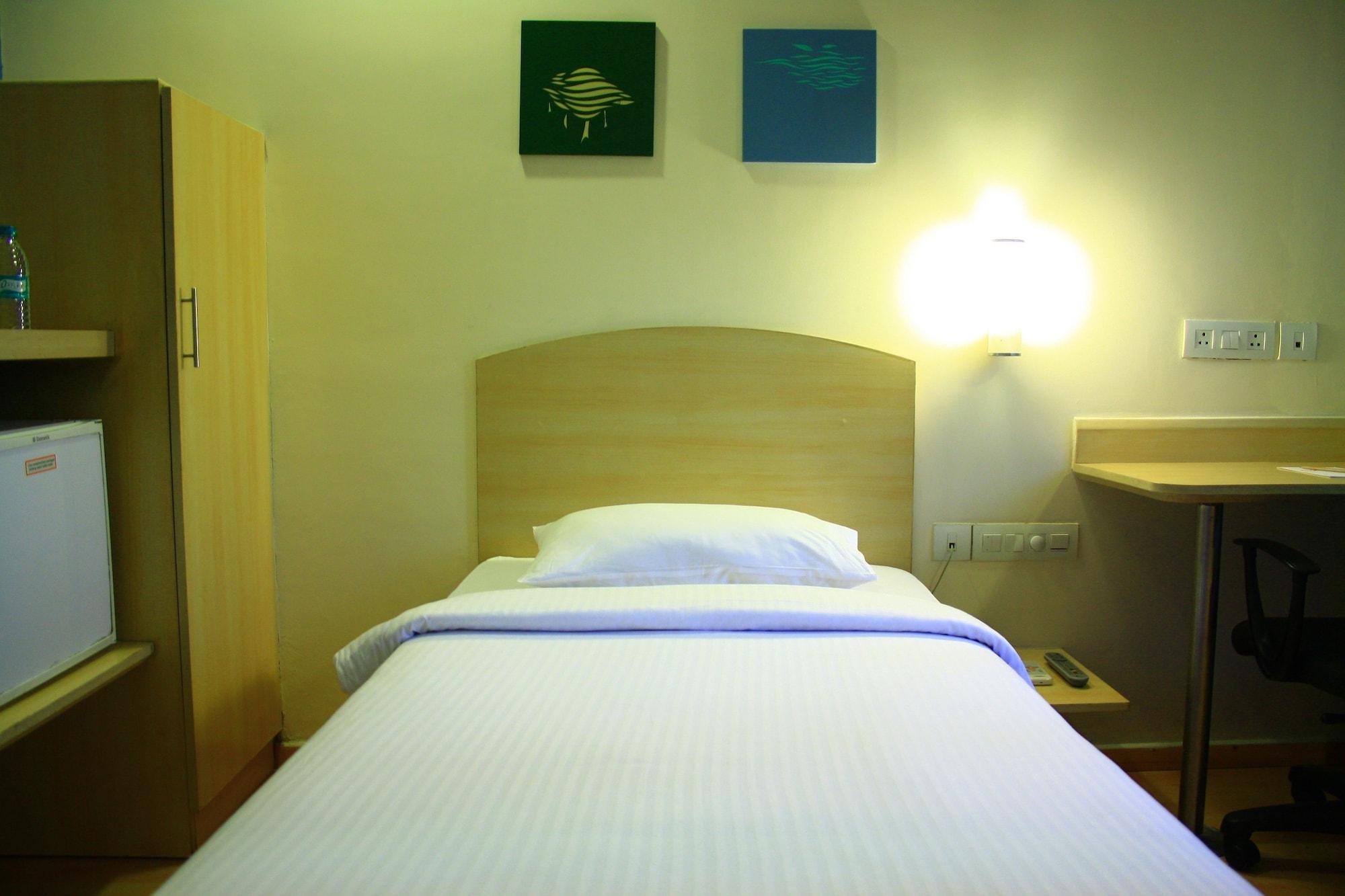Hotel Manesar Gurgáon Kültér fotó
