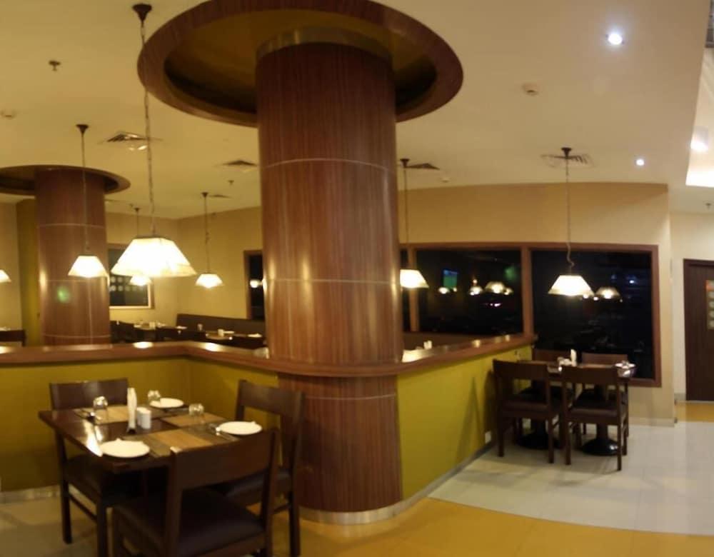 Hotel Manesar Gurgáon Kültér fotó